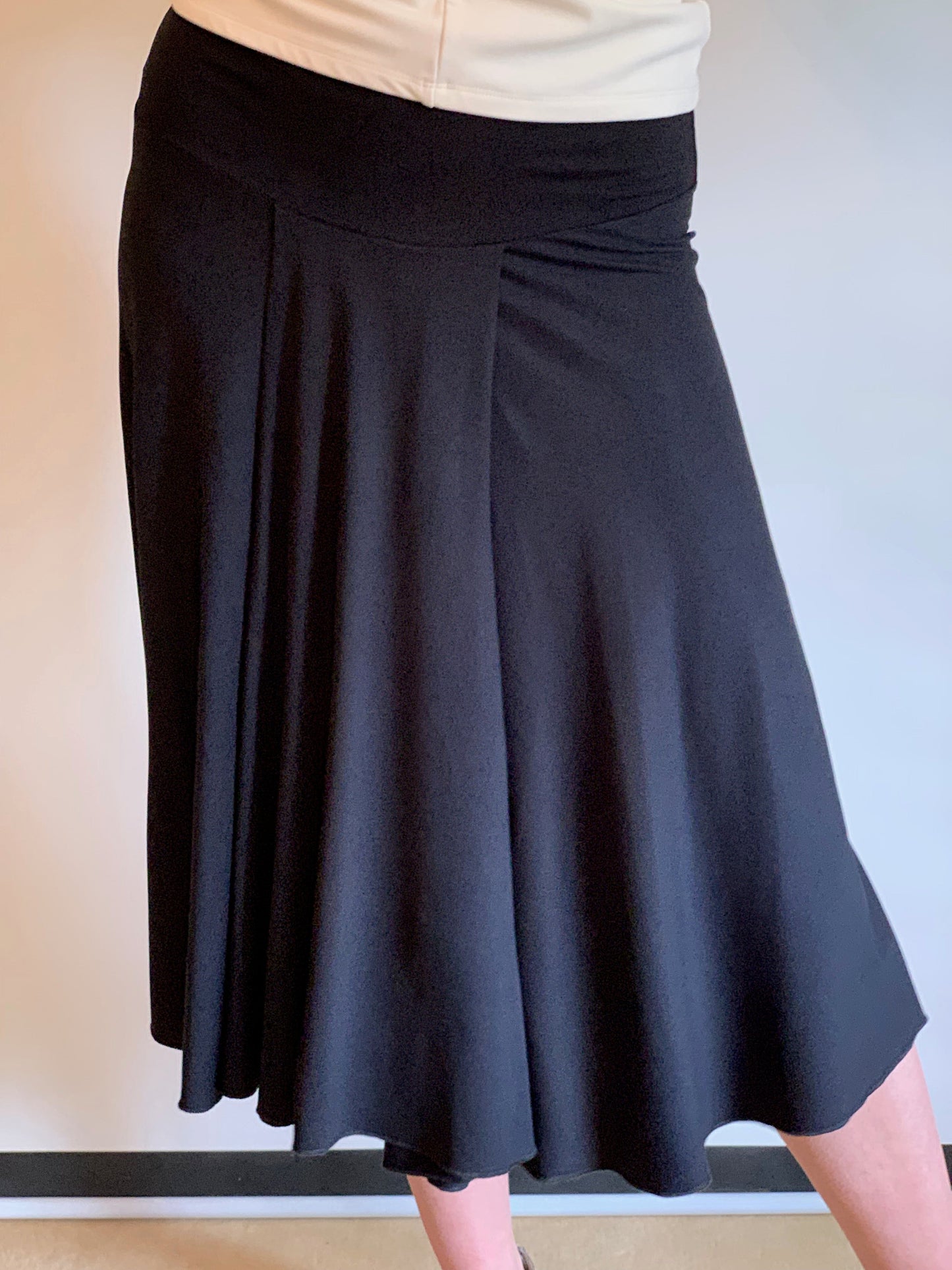 Bamboo Roll Top Skirt